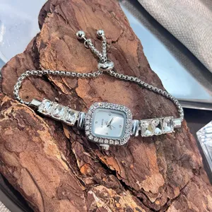 Women Square Quartz Watch Rhinestone Adjustable Bracelet Watch Elegant Wristwatch.