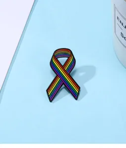 Broche esmaltada de cinta arco iris insignia de metal accesorios de decoración de mochila