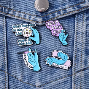 Medical theme brooch cartoon metal badge nurse pins cute accessories clothing decor