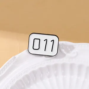 Creative cartoon number 011 enamel brooch pin fashion backpack metal alloy badge accessory.