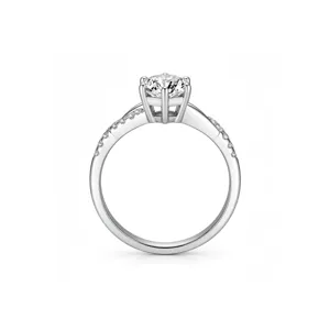 Splendide bague solitaire 1ct en argent 925 avec sertissage six griffes et pavé étincelant.
