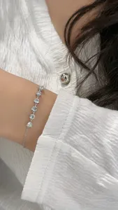 925 Silber Moissanite Damen Armband, elegante Luxus Handgelenk Schmuck Detail Ansicht.