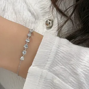 Elegantes 925 Silber Moissanite Armband für Damen, luxuriöser Schmuck zum Verschenken.