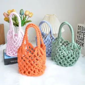 Stijlvolle katoenen touw gehaakte nettas, opengewerkte casual handtas voor zomervakantie.