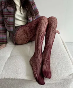 Medias de red de encaje exótico rojo vino, pantimedias sexys con patrón para mujer.