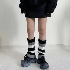 Chauffe-jambes en tricot pour femme hiver decontracté rayé noir blanc gris chaussettes