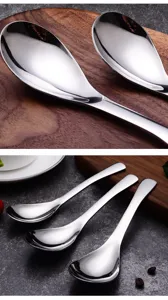 Edelstahl Suppenlöffel Detail Nahaufnahme spiegelpoliert langer Griff Geschirr Set.