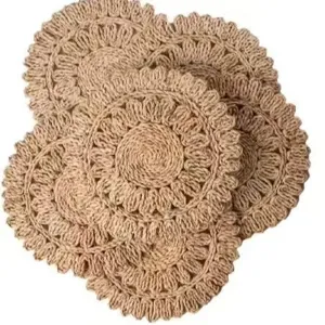 Natuurlijke maishuid geweven ronde placemat set, rustieke tafelmat en interieurdecoratie.