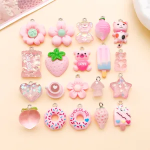 Schattige Roze Hars Bedeltjes Beer Aardbei Ijs Fruit Hangers Voor DIY Sieraden Maken Armband Ketting Accessoires