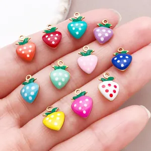 Kleurrijke geëmailleerde aardbei hangend roestvrij staal verguld DIY sieraden maken
