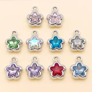 Pendentifs étoile en alliage de zinc avec strass colorés, parfaits pour bijoux DIY.