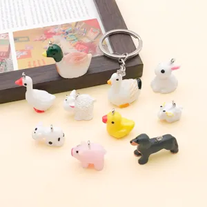 Süße Cartoon Tier Harz Anhänger Set, perfekt für DIY Schmuck und Schlüsselanhänger.