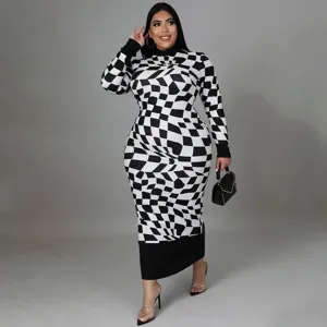 Plus size black white abstract checkerboard print long sleeve maxi dress for women elegant