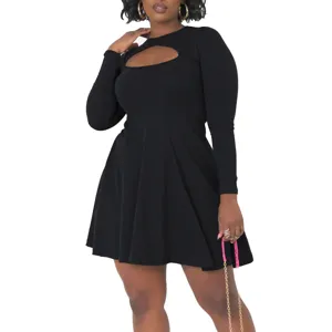 Robe noire femme manches longues découpe élégante taille mince mini robe détail vue