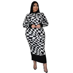 Plus size black and white geometric checkered long sleeve maxi dress elegant women fashion wear.