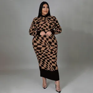 Plus size geometric print long sleeve midi dress, elegant casual round neck women dress.