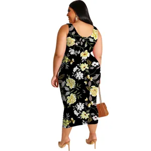 Plus-size zwarte bloemenprint mouwloze bodycon midi jurk voor dames, stijlvolle zomer.