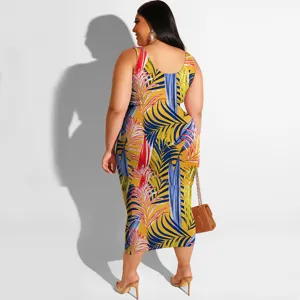 Grote maat tropische bladeren print tankjurk detail, casual zomer outfit aanzicht