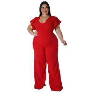 Roter V-Ausschnitt Flatterarm Weites Bein Jumpsuit Detailansicht schmeichelhafte Passform.