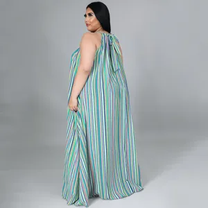 Robe longue maxi dos nu rayée colorée grande taille détail vue latérale coupe ample.