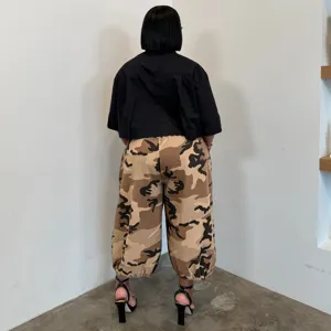 Pantalon harem camuflaje amplio mujer tallas grandes casual vista detallada moda