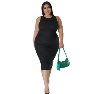 Plus size black ribbed sleeveless midi dress for women, casual summer tank dress.