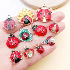 Jolis pendentifs de breloques en alliage émaillé coccinelle pour collier bracelet DIY
