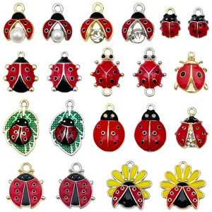 Pendentifs coccinelles en alliage émaillé assortis pour fabrication de bijoux et colliers