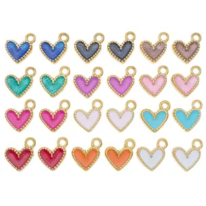Colgantes de corazón de esmalte de acero inoxidable coloridos para joyería DIY.
