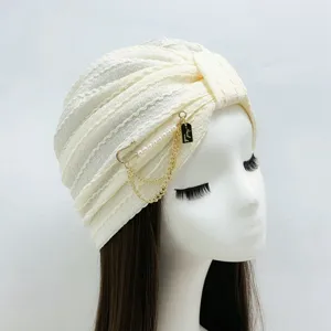 Vrouwen stijlvolle gebreide tulband hoofdband met parelketting decoratie zachte haarcap