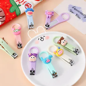 Süße Cartoon Puppe Nagelknipser Tragbar Tragbar Klappbarer Fingernagel Schneider Edelstahl Maniküre Werkzeug Für Kinder Mädchen Haushalt