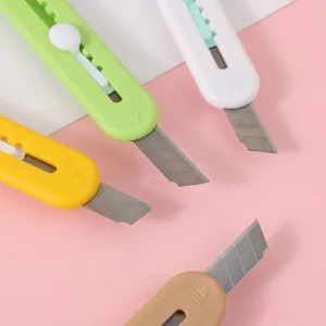 Mini cúter portátil bonito cortador de papel de dibujos animados para oficina