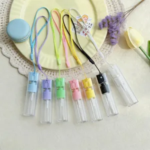 Portable 10ml candy color press spray bottle sub-packaging detail feature display.