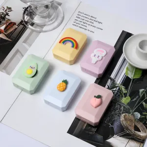 Jolie boîte à lentilles de contact carrée mignonne avec étui de rangement voyage