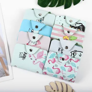 Süßes PU Leder Kartenetui mit Cartoon Druck, schlanke Geldbörse für Ausweise und Kreditkarten.