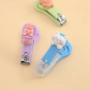 Lindo juego de cortaúñas plegable de dibujos animados con funda protectora, herramienta de manicura.