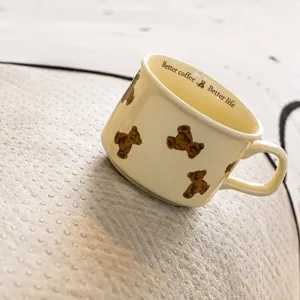 Taza de cerámica con osito y asa diseño antideslizante para uso diario de café