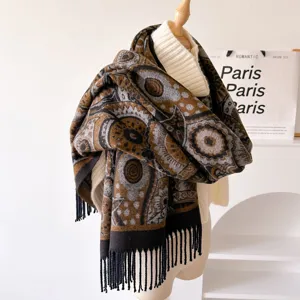 Winter warm paisley jacquard scarf women classic core-spun yarn thickened cozy shawl wrap