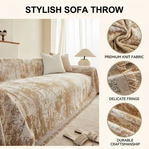 Stijlvolle gebreide bankhoes met fijne franjes, zachte sprei voor woonkamerdecoratie.