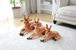 Schattige sika hert pluche speelset, zachte gevulde dierlijke pop, perfect verjaardagscadeau.