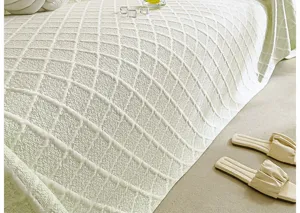 Copridivano estivo fresco in ghiaccio seta moderno antiscivolo motivo geometrico coperta