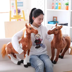 Cavallo di peluche animale farcito simulazione cavallo in piedi giocattolo morbido