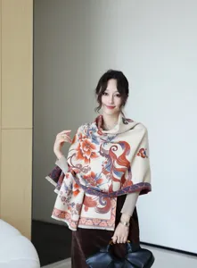 Detailed view of the winter jacquard shawl featuring vintage floral print texture and soft fabric.
