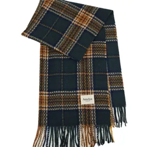 Classic plaid winter scarf for women, cozy tassel fashion neckerchief, warm casual shawl.