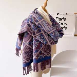 Thickened autumn winter scarf with geometric pattern and tassels, warm and stylish shawl for women.