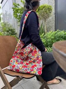 Retro floral cotton canvas shoulder bag, fresh ins style daily casual crossbody tote for women.