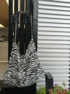 Black and white zebra print canvas shoulder bag, retro casual daily tote handbag for women.