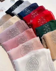 Nouveau foulard en soie artificielle avec strass et perles, châle floral élégant et polyvalent.