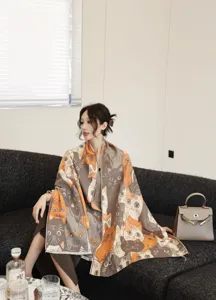 Fashionable autumn winter printed cat pattern cashmere feel shawl scarf for women casual cozy