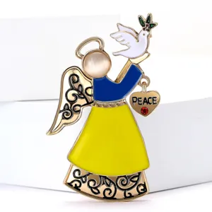 Elegante Legierung Emaille Engel Brosche mit Friedenstaube und Herzanhänger für vielseitigen Stil.